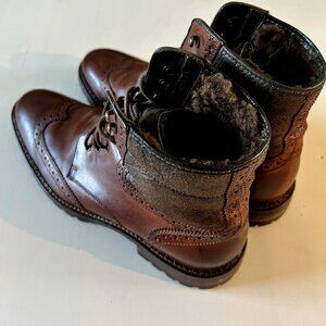 Johnston & Murphy Dress Wingtip Boot (Walnut hue; size 9)